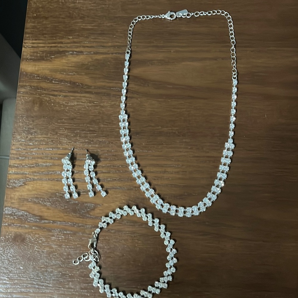3 piece jewellery set